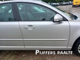 Volvo S-40 S40 (MS), Sedan, 2004 / 2012 2.0 16V picture 13