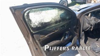 Peugeot 308 308 SW (L4/L9/LC/LJ/LR), Combi 5-drs, 2014 / 2021 1.2 12V e-THP PureTech 130 picture 10