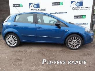 Auto da rottamare Fiat Punto Punto III (199), Hatchback, 2012 0.9 TwinAir 2012/10
