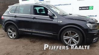 Volkswagen Tiguan Tiguan (AD1), SUV, 2016 / 2024 2.0 TSI 16V 4Motion picture 2