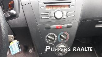 Daihatsu Cuore Cuore (L251/271/276), Hatchback, 2003 1.0 12V DVVT picture 16