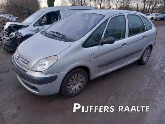Autoverwertung Citroën Xsara-picasso Xsara Picasso (CH), MPV, 1999 / 2012 2.0 16V 2004/3