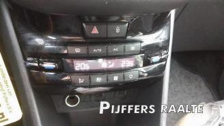 Peugeot 208 208 I (CA/CC/CK/CL), Hatchback, 2012 / 2019 1.2 Vti 12V PureTech 82 picture 24