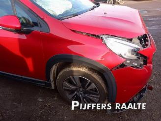 Peugeot 2008 2008 (CU), MPV, 2013 / 2019 1.2 12V e-THP PureTech 110 picture 5