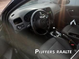 Volkswagen Polo Polo V (6R), Hatchback, 2009 / 2017 1.6 TDI 16V 105 picture 25