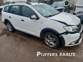 Coche siniestrado Dacia Logan Logan MCV II/III/Sandero Wagon, Combi, 2013 1.5 dCi 75 2019
