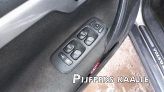 Volvo V-70 V70 (SW), Combi, 1999 / 2008 2.4 20V 140 picture 12