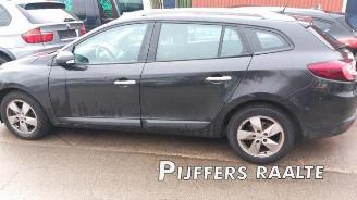 Démontage voiture Renault Mégane Megane III Grandtour (KZ), Combi 5-drs, 2008 / 2016 1.4 16V TCe 130 2010/7