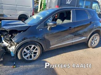 Vrakbiler auto Renault Captur Captur I (2R), SUV, 2013 0.9 Energy TCE 12V 2019/12