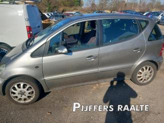 Uttjänta bilar auto Mercedes A-klasse A (W168), Hatchback, 1997 / 2004 1.9 A-190 2003/7
