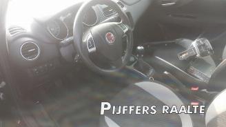 Fiat Punto Punto III (199), Hatchback, 2012 0.9 TwinAir picture 11