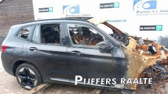 rozbiórka samochody osobowe BMW iX3 iX3, SUV, 2020 80 kWh 2021/2
