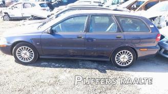 Autoverwertung Volvo V-40 V40 (VW), Combi, 1995 / 2004 1.8 16V 2003/5