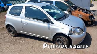  Toyota Yaris Yaris (P1), Hatchback, 1999 / 2005 1.0 16V VVT-i 2001/6