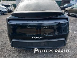 Coche siniestrado Tesla Model Y Model Y, SUV, 2025 RWD 58 kWh, Long Range RWD 75 kWh 2025/12