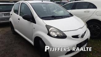Toyota Aygo Aygo (B10), Hatchback, 2005 / 2014 1.0 12V VVT-i picture 3