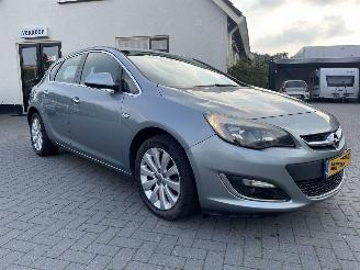 Vaurioauto  passenger cars Opel Astra 1.4 Turbo Sport 2013/9