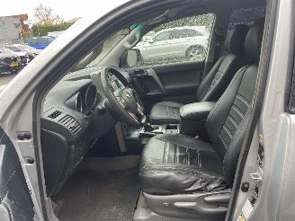 Toyota Landcruiser 3.0 D-4D-F LX High Roof Blind Van N.A.P NL AUTO picture 16