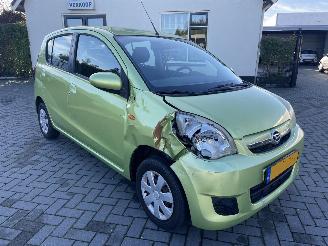 damaged passenger cars Daihatsu Cuore 1.0 Premium N.A.P PRACHTIG!!!! 2008/6