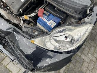 Peugeot 107 1.0-12V XS N.A.P NL AUTO 5.DRS AIRCO picture 18