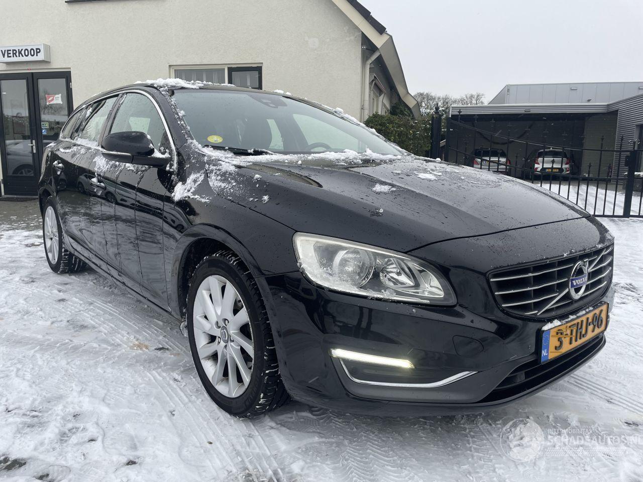 Volvo V-60 1.6 D2 Summum AUTOMAAT N.A.P NL AUTO PRACHTIG!!!!