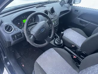 Ford Fiesta 1.4-16V Ambiente AUTOMAAT picture 5