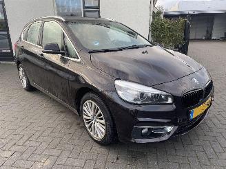 Coche accidentado BMW 2-serie Active Tourer 218i High Executive 2015/1