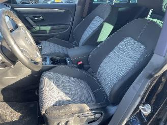 Volkswagen CC 1.8 TSI  N.A.P NL  AUTO PRACHTIG!!! picture 7