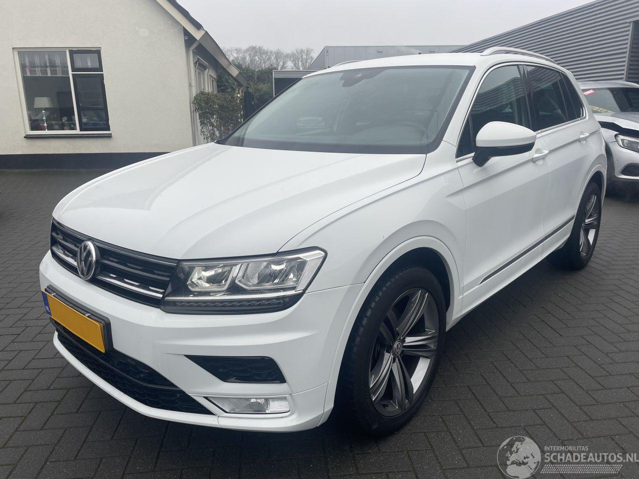 Volkswagen Tiguan 1.4 TSI ACT Connected Series N.A.P NL AUTO