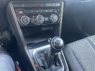 Volkswagen T-Roc 1.5 TSI Style N.A.P NL AUTO PRACHTIG!!! picture 11