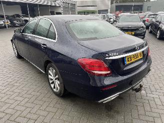Mercedes E-klasse 220 d Lease Edition N.A.P NL AUTO picture 4