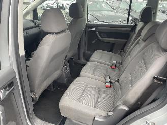 Volkswagen Touran 1.9 TDI Trendline BlueMotion 7 persoons N.A.P NL AUTO picture 10