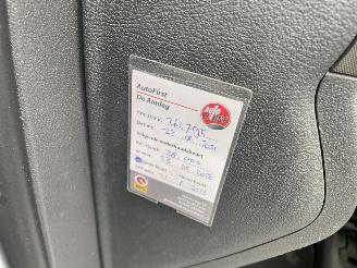 Volkswagen Touran 1.9 TDI Trendline BlueMotion 7 persoons N.A.P NL AUTO picture 15