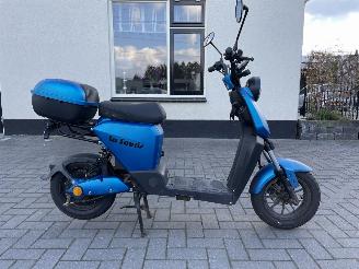 škoda koloběžky La Souris  Snorscooter E-ID-K1 Basic 2025/2