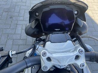 Triumph Speed Triple 1200 RS 180PK!!! picture 17