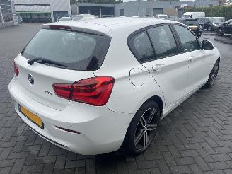 BMW 1-serie 118i Sport Line Edition N.A.P NL AUTO PRACHTIG!!! picture 3