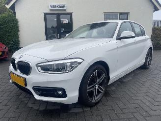 Unfallwagen BMW 1-serie 118i Sport Line Edition N.A.P NL AUTO PRACHTIG!!! 2019/10