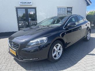 Avarii autoturisme Volvo V-40 2.0 D4 Ocean Race 190PK N.A.P NL AUTO PRACHTIG!!! 2014/11