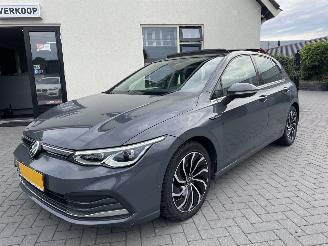 skadebil auto Volkswagen Golf 1.5 TSI 1st EDITION 2020/3