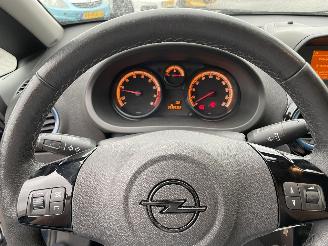 Opel Corsa 1.2-16V Cosmo N.A.P NL AUTO PRACHTIG!!! picture 10