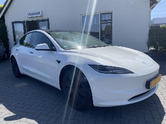 uszkodzony samochody osobowe Tesla Model 3 RWD 60 kWh N.A.P NL AUTO PRACHTIG!!!! 2024/2