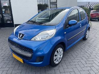 Schadeauto Peugeot 107 1.0-12V Sublime N.A.P NL AUTO PRACHTIG!!!! 2009/9