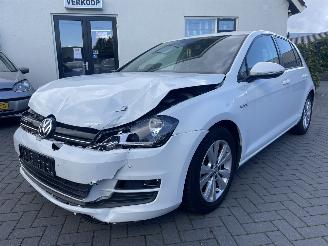  Volkswagen Golf 1.0 TSI Connected Series N.A.P NL AUTO PRACHIG!!! 2016/8
