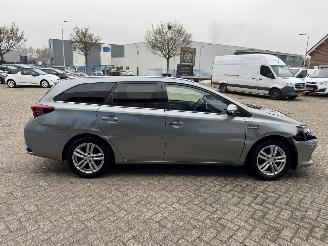 Toyota Auris 1.8 AUTOMAAT HYBRID picture 5