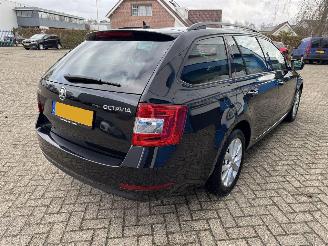 Skoda Octavia 1.0 TSI  AMBITION  BUSINESS picture 6