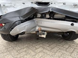 Ford Kuga 1.5  Trend picture 11