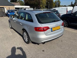 uszkodzony samochody osobowe Audi A4 1.8 TFSI Automaat 170pk 2012/11