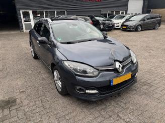 krockskadad bil auto Renault Mégane 1.2 TCe Limited Pano 2016/6