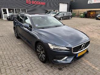 Voiture accidenté Volvo V-60 2.0 B3 Inscription automaat 2021/11