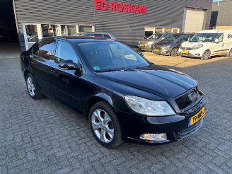 uszkodzony samochody osobowe Skoda Octavia 1.2 TSI Elegance Clima 2010/11